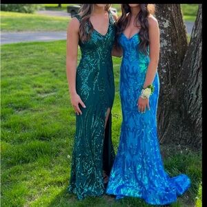 Stunning Jovani size 2 strapless prom dress